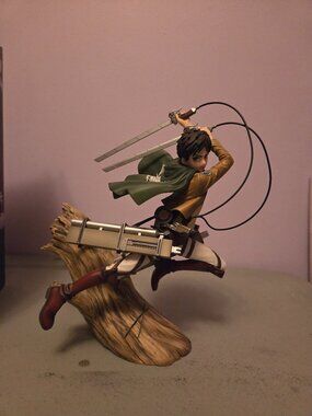 Eren yeager artfx j kotobukiya